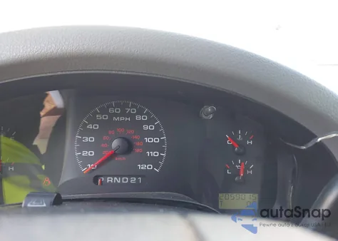 2005 Ford F-150 Stx/Xl/Xlt z USA, uszkodzony, nr VIN 1FTRF12235NB65870